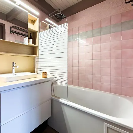 Le Nid Du Mont Joly, Mountain View Et Parking Apartment